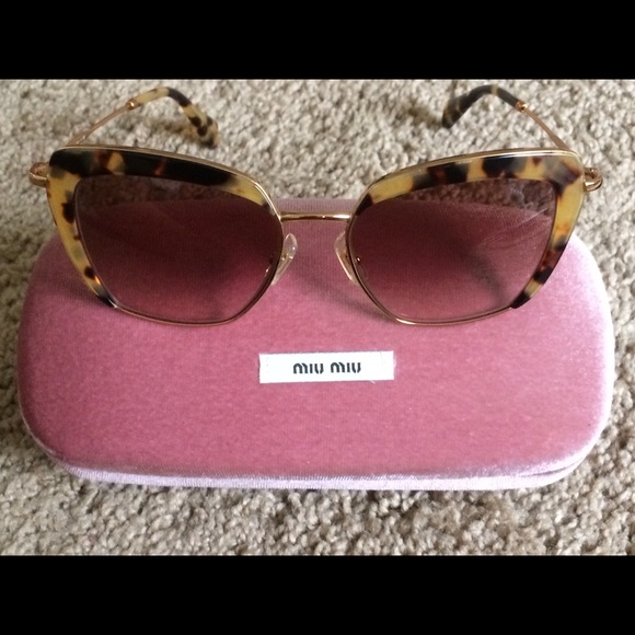 Miu Miu SMU 52Q Square Sunglasses - Picture 6 of 14